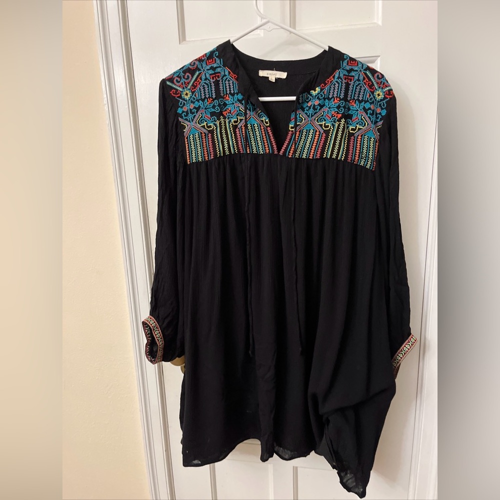 Easel Large Embroidered black tunic blouse